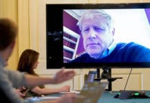 Boris Johnson fue trasladado a terapia intensiva