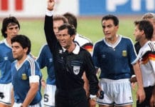 El exarbitro Codesal dijo que Maradona es "de las peores personas" que conoció