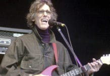 "Seguir viviendo sin tu amor", de Spinetta, la canción más escuchada en cuarentena
