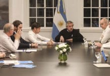El presidente se reunió con Kicillof y Larreta y evaluaron la extensión del aislamiento