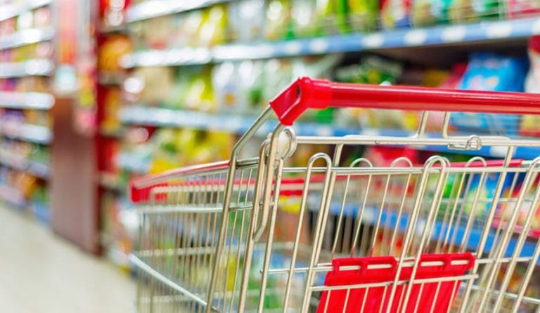 El consumo masivo retrocedió en abril