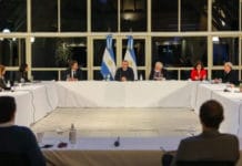 Cuarentena: Fernández se reunió con el comité de expertos para analizar "cómo será la nueva fase"