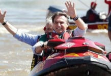 Brasil: 10 mil muertes por Covid-19, el Congreso decreta luto y Bolsonaro pasea en jet-ski