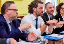 El Gobierno nacional autorizaría a otros sectores para que retomen su actividad en mayo