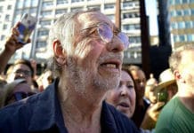 "La democracia está en peligro", la carta que critica la gestión del Gobierno ante la crisis
