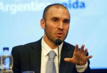 Guzmán: "Buscamos resolver un virtual default"