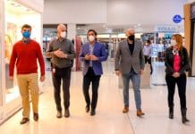 El Intendente Baistrocchi recorrió dos centros comerciales en los primeros días de reapertura