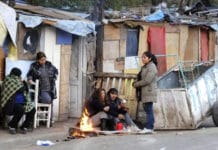 Dato Indec: una familia necesita $17.895 para no caer en la indigencia y $45.539 para no ser pobre