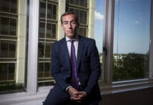El periodista Alconada Mon contó en el New York Times cómo fue espiado por la AFI macrista