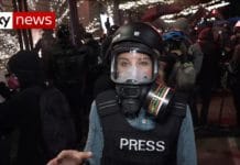 Estados Unidos: fuerzas federales volvieron a reprimir una protesta racial en Portland