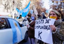 Nuevo banderazo #12O: protestarán contra el Gobierno en todo el país