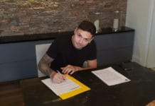 Mauro Zárate firmó su nuevo contrato con Boca: "Sobran las palabras"
