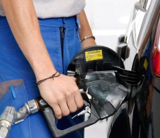 YPF aplicará aumento del 1% a los combustibles desde este sábado