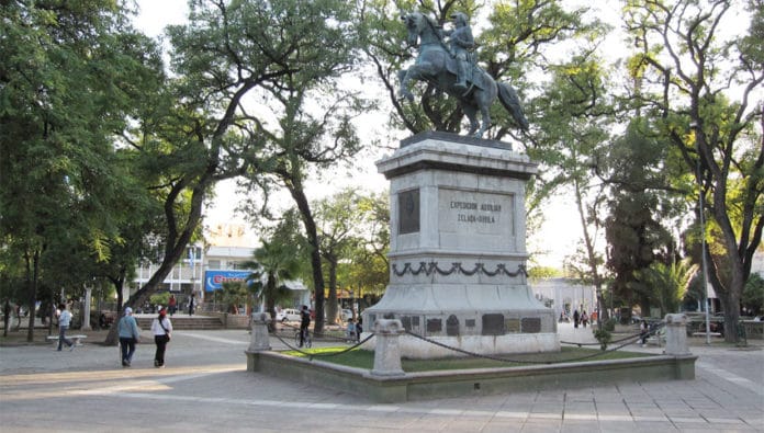 La-Rioja-plaza