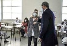 El Gobernador Sergio Uñac saludó a maestras y maestros en su día