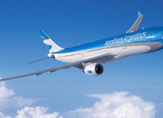 Aerolíneas Argentinas habilitó un tercer vuelo de refuerzo a Nueva York ante la alta demanda por la final del Mundial