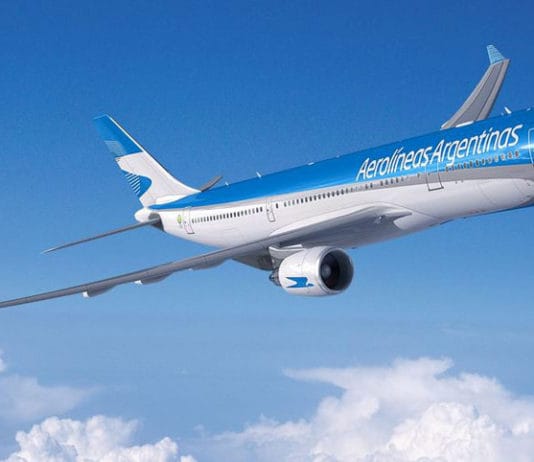 Aerolíneas Argentinas habilitó un tercer vuelo de refuerzo a Nueva York ante la alta demanda por la final del Mundial