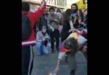 Polémica en redes sociales por una quema de barbijos en el Obelisco
