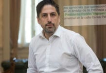 Contratación directa por millones de pesos a una empresa con domicilio en la casa de un ministro
