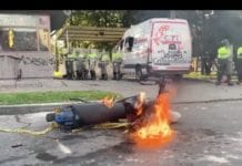 Bogotá: 5 muertos por protestas luego de que policías asesinaran a un hombre