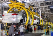La producción automotriz cayó casi un 30% interanual en noviembre