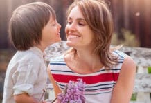 Por qué se celebra en Argentina el Día de la Madre el tercer domingo de octubre
