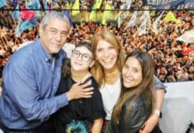 Política endogámica: el Ministro Ferraresi ubicó a toda su familia en el Estado