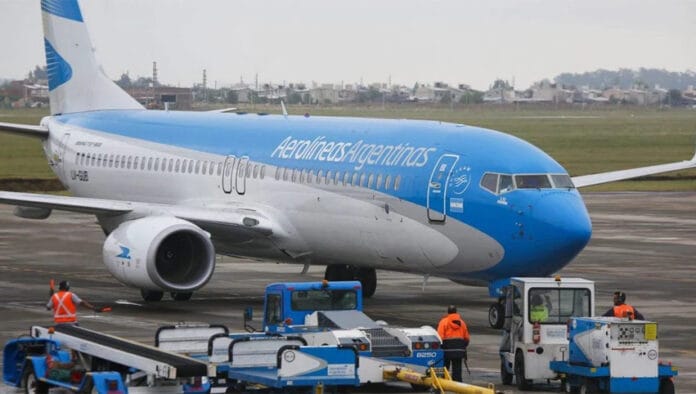 Aerolineas-Argentinas-05