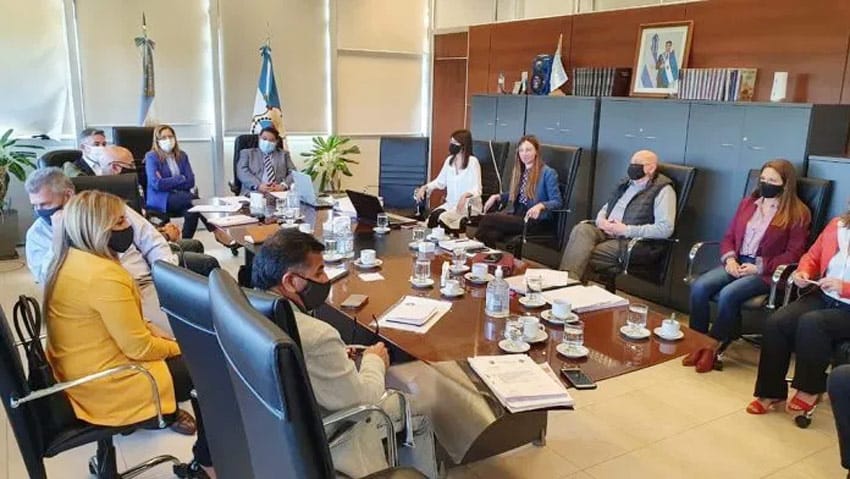 Paritarias-docentes-San-Juan-2021-01