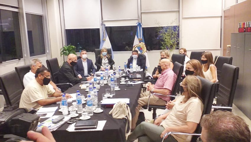 Paritarias-docentes-San-Juan-2021-02