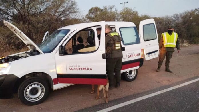 Dorga-en-ambulancia-01