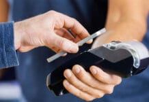 Ya puede usarse cualquier billetera digital para pagar en todos los códigos QR del país