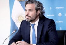 Cafiero habló con el canciller chileno para descomprimir el conflicto abierto por Bielsa