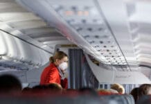 Cepo a los pasajes: las aerolíneas podrían recortar las frecuencias de vuelos hacia el país