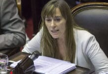 Impuesto a los bienes no declarados en el exterior: oficialismo calcula recaudar U$S70.000.000.000