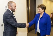 El FMI aprobó la primera revisión del acuerdo con Argentina