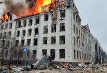 Putin bombardeó una universidad en Jarkov y hay 4 muertos