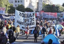 Grupos piqueteros preparan una masiva marcha de 3 días con fuertes reclamos al Gobierno