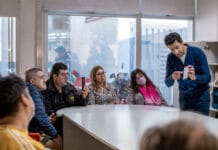 San Juan: choferes de taxis y remises comenzaron a instalar la aplicación Cisem 911