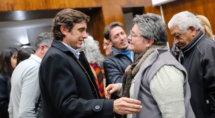Emilio-Baistrocchi-y-vecino-03