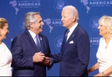 Fernández fue recibido por Biden en Los Angeles