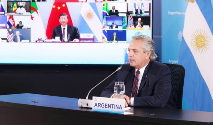 Fernández-BRICS
