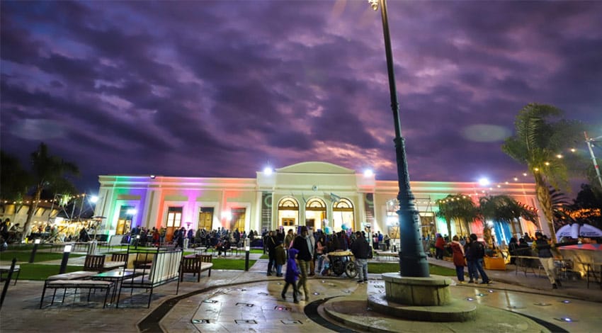 Feria-en-Estacion-San-Martin-02