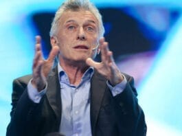 El PRO le reclamó a Milei que "defienda el cambio y no a Adorni"