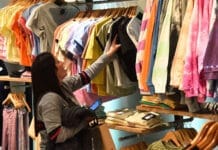 Las importaciones ya abastecen el 70% del mercado textil y el sector denunció "competencia fraudulenta"