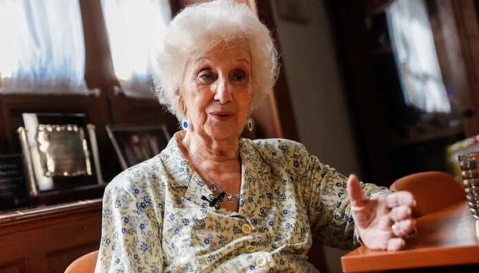 Estela-de-Carlotto