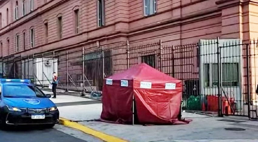 bebé-muerta-casa-rosada