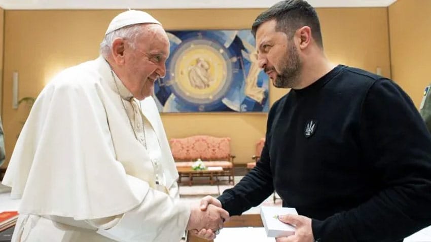 Volodímir-Zelenski-y-papa-Francisco