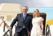 Alberto Fernández fue acusado de violar la restricción perimetral por enviarle mensajes a Fabiola Yáñez