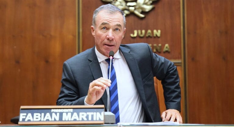 Fabián Martín dijo que ve "difícil que se arme un frente con La Libertad Avanza"